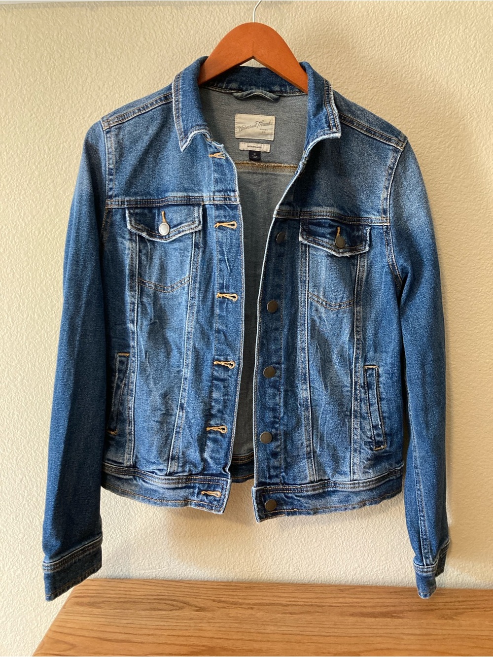 Universal Thread Women’s Freeborn Blue Denim Jacket